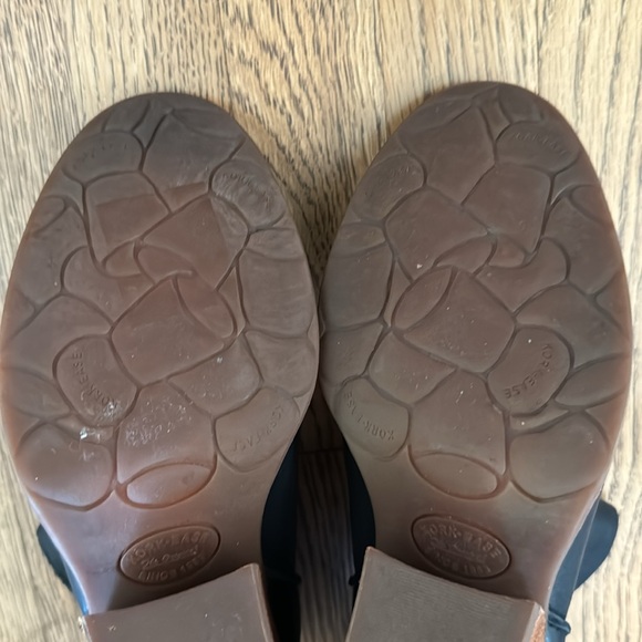 Kork Ease Chandra black leather booties. Heel Height 3 1/2", Shaft Height 3" EUC - Picture 10 of 11